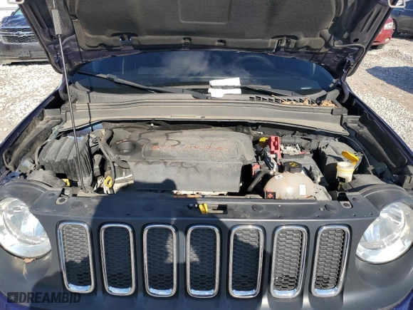 2018 Jeep Renegade Latitude with VIN ZACCJABB8JPJ20300, listed as a Copart auction lot 47834555 with 67,926 mi miles and Salvage Title. Bid and sale history available at carsss.com. Image 11.