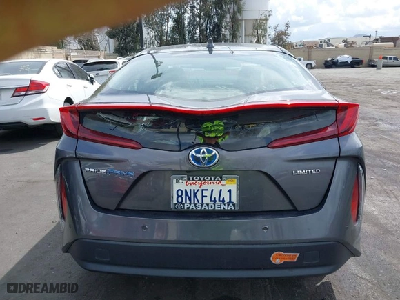 2020 Toyota Prius Prime LE with VIN JTDKARFP0L3135979, listed as a IAAI auction lot 41935189 with 73,372 mi miles. Bid and sale history available at carsss.com. Image 17.