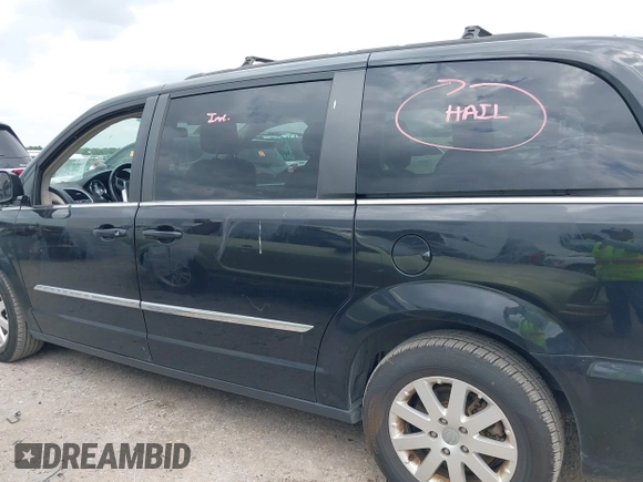2016 Chrysler Town & Country Touring with VIN 2C4RC1BG7GR287707, listed as a IAAI auction lot 42136625 with 86,684 mi miles and . Bid and sale history available at DreamBid. Image 14.
