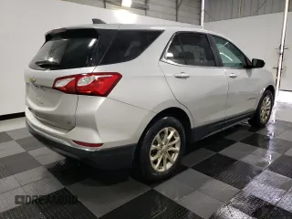 2021 Chevrolet Equinox LT with VIN 2GNAXJEV0M6162189, listed as a Copart auction lot 58557595 with 225,377 mi miles and Clean title. Bid and sale history available at DreamBid. Image 3.