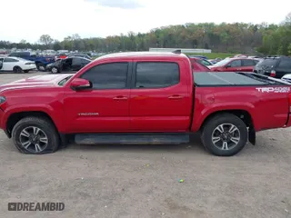 2017 Toyota Tacoma SR5 with VIN 3TMCZ5AN6HM052025, listed as a IAAI auction lot 41952748 with 140,016 mi miles. Bid and sale history available at carsss.com. Image 14.