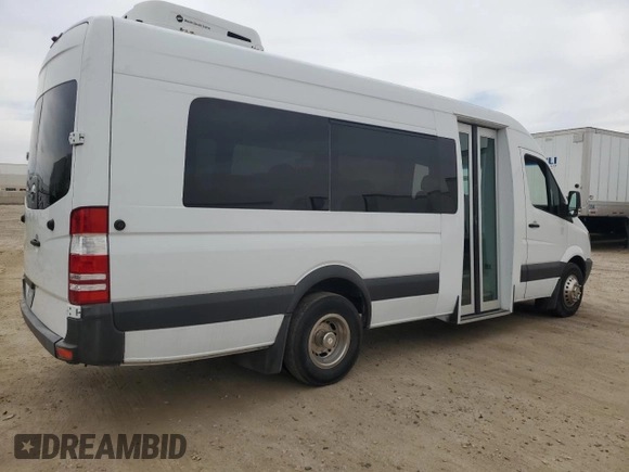 2009 Freightliner Sprinter z VIN WDYPF4AC995428926, wystawiony jako Copart lot #44266745 z przebiegiem 178 136 mil mil oraz Tytuł czysty. Historia ofert i sprzedaży dostępna na DreamBid. Obrazek 3.