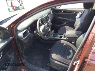 2019 Kia Sorento LX z VIN 5XYPG4A58KG565461, wystawiony jako IAAI lot #42099618 z przebiegiem 42 574 mil mil oraz . Historia ofert i sprzedaży dostępna na DreamBid. Obrazek 5.