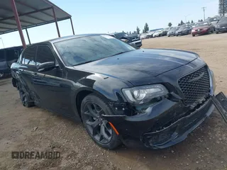 2022 Chrysler 300 Touring L with VIN 2C3CCADG7NH262848, listed as a IAAI auction lot 41777821 with 29,618 mi miles. Bid and sale history available at carsss.com. Image 14.