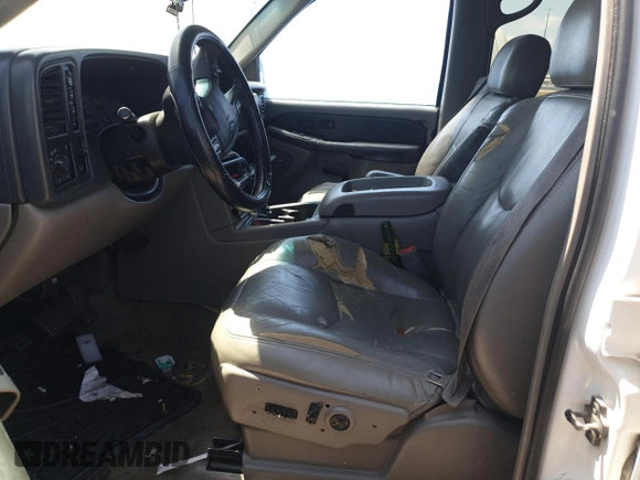 2003 Chevrolet Suburban Z71 with VIN 3GNFK16T53G289072, listed as a Copart auction lot 52262185 with Not provided miles and Non repairable. Bid and sale history available at DreamBid. Image 7.