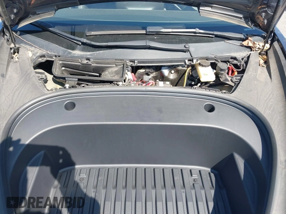 2023 Tesla Model 3 z VIN 5YJ3E1EA5PF401299, wystawiony jako IAAI lot #41968352 z przebiegiem 20 541 mil mil oraz . Historia ofert i sprzedaży dostępna na DreamBid. Obrazek 10.