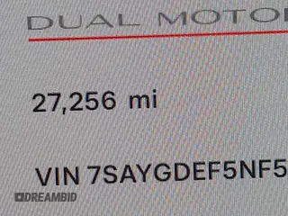 2022 Tesla Model Y Performance z VIN 7SAYGDEF5NF544542, wystawiony jako IAAI lot #42118855 z przebiegiem 27 256 mil mil oraz . Historia ofert i sprzedaży dostępna na DreamBid. Obrazek 15.