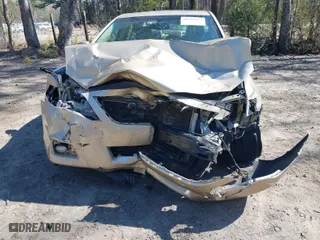 2011 Toyota Camry LE with VIN 4T1BF3EK3BU640195, listed as a IAAI auction lot 41891119 with 208,221 mi miles. Bid and sale history available at carsss.com. Image 6.