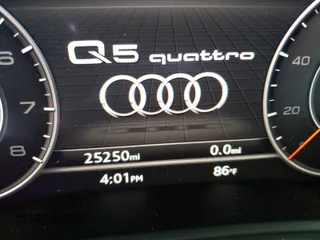 2018 Audi Q5 Premium Plus with VIN WA1BNAFYXJ2211168, listed as a Copart auction lot 45930431 with 25,250 mi miles. Bid and sale history available at carsss.com. Image 8.
