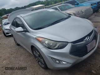 2013 Hyundai Elantra GS z VIN KMHDH6AE9DU002802, wystawiony jako IAAI lot #42433199 z przebiegiem 145 643 mil mil oraz . Historia ofert i sprzedaży dostępna na DreamBid. Obrazek 1.