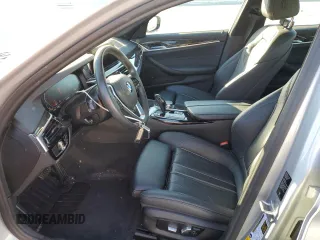 2020 BMW 5 Series 540i xDrive z VIN WBAJS3C05LWW63347, wystawiony jako Copart lot #86566824 z przebiegiem 35 434 mil mil oraz Szkoda całkowita • Salvage title. Historia ofert i sprzedaży dostępna na DreamBid. Obrazek 7.