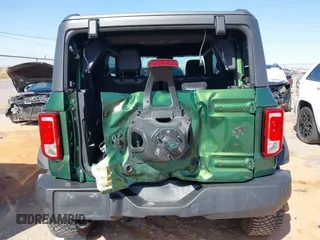 2023 Ford Bronco с VIN 1FMDE5CP6PLB96281, выставлен на аукционе IAAI как лот 41947941 с пробегом 23 932 миль миль и . История ставок и продаж доступна на DreamBid. Изображение 17.
