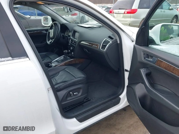 2016 Audi Q5 Premium with VIN WA1C2AFP1GA140297, listed as a IAAI auction lot 41374004 with 104,196 mi miles. Bid and sale history available at carsss.com. Image 5.