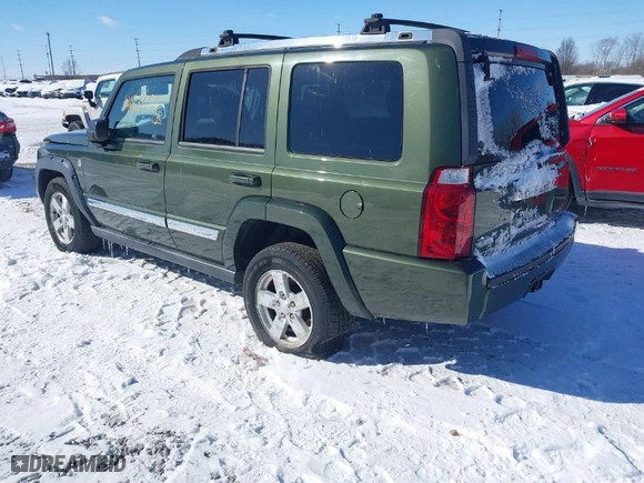 2007 Jeep Commander Limited with VIN 1J8HG58227C644215, listed as a IAAI auction lot 41565551 with 207,489 mi miles. Bid and sale history available at carsss.com. Image 3.