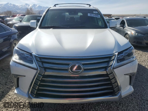 2017 Lexus LX 570 z VIN JTJHY7AXXH4249357, wystawiony jako Copart lot #48130295 z przebiegiem 137 821 mil mil oraz Czysty tytuł • Clean title. Historia ofert i sprzedaży dostępna na DreamBid. Obrazek 5.