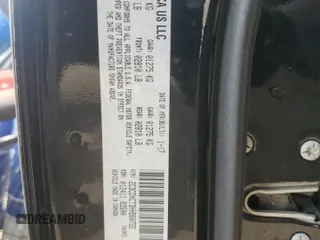 2017 Dodge Charger R/T z VIN 2C3CDXCT3HH560722, wystawiony jako Copart lot #53884515 z przebiegiem 161 905 mil mil oraz Szkoda całkowita • Salvage title. Historia ofert i sprzedaży dostępna na DreamBid. Obrazek 12.