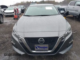 2019 Nissan Altima S with VIN 1N4BL4BV8KC139896, listed as a IAAI auction lot 41845640 with 80,719 mi miles and . Bid and sale history available at carsss.com. Image 13.