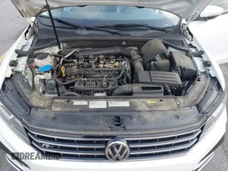 2018 Volkswagen Passat S z VIN 1VWAA7A39JC016259, wystawiony jako IAAI lot #42382550 z przebiegiem 89 143 mil mil oraz . Historia ofert i sprzedaży dostępna na DreamBid. Obrazek 10.