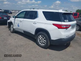 2020 Chevrolet Traverse LS z VIN 1GNERFKW8LJ262886, wystawiony jako IAAI lot #42124771 z przebiegiem 22 357 mil mil oraz . Historia ofert i sprzedaży dostępna na DreamBid. Obrazek 3.