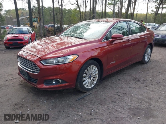 2014 Ford Fusion SE Hybrid with VIN 3FA6P0LU3ER301220, listed as a IAAI auction lot 41900873 with 251,303 mi miles. Bid and sale history available at carsss.com. Image 17.