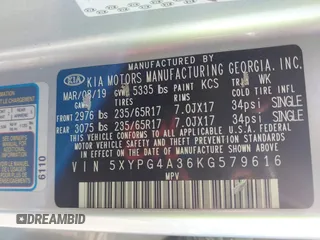 2019 Kia Sorento LX with VIN 5XYPG4A36KG579616, listed as a IAAI auction lot 41472626 with 110,078 mi miles. Bid and sale history available at carsss.com. Image 9.