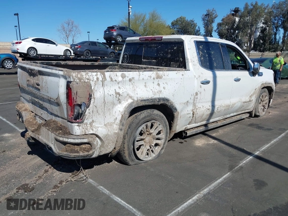 2022 GMC Sierra 1500 with VIN 3GTUUGETXNG640009, listed as a IAAI auction lot 41626847 with 43,537 mi miles and . Bid and sale history available at DreamBid. Image 4.