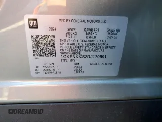 2024 GMC Acadia FWD Elevation z VIN 1GKENKKS2RJ170891, wystawiony jako Copart lot #64642694 z przebiegiem 726 mil mil oraz Szkody całkowita. Historia ofert i sprzedaży dostępna na DreamBid. Obrazek 12.