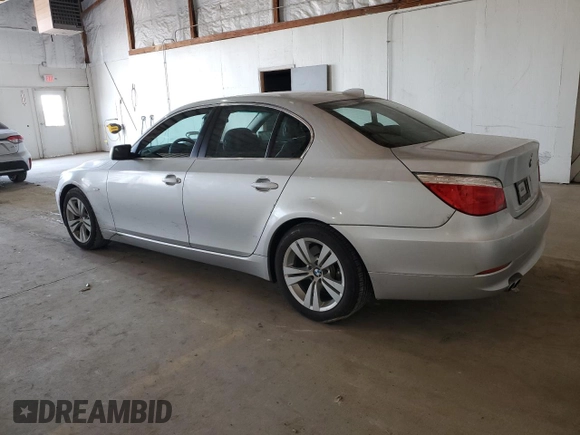 2009 BMW 5 Series 528i with VIN WBANU53569C119324, listed as a Copart auction lot 50292185 with 61,506 mi miles and Salvage Title. Bid and sale history available at carsss.com. Image 2.