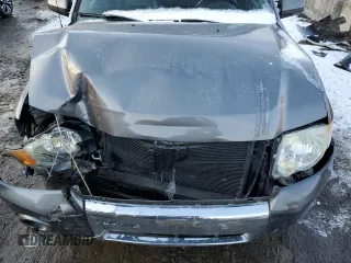 2009 Ford Escape Limited with VIN 1FMCU94749KB55161, listed as a Copart auction lot 41877015 with 178,663 mi miles and Salvage title. Bid and sale history available at DreamBid. Image 12.