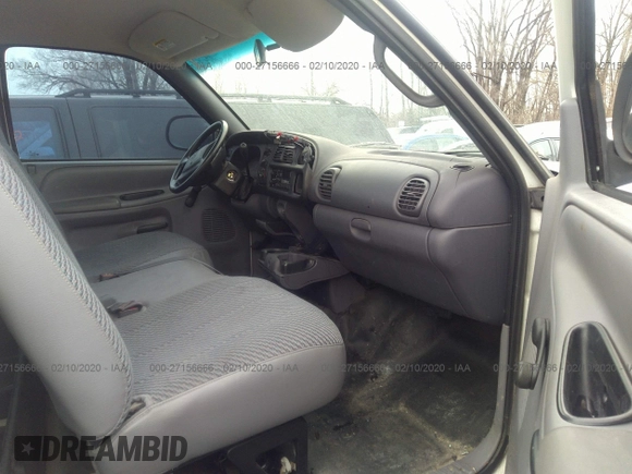 2001 Dodge 2500 z VIN 3B7KF26Z41M544444, wystawiony jako IAAI lot #27156666 z przebiegiem 48 392 mil mil oraz . Historia ofert i sprzedaży dostępna na DreamBid. Obrazek 5.