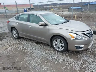 2015 Nissan Altima 2.5 SV with VIN 1N4AL3AP6FC236710, listed as a IAAI auction lot 41934674 with 37,959 mi miles. Bid and sale history available at carsss.com. Image 1.