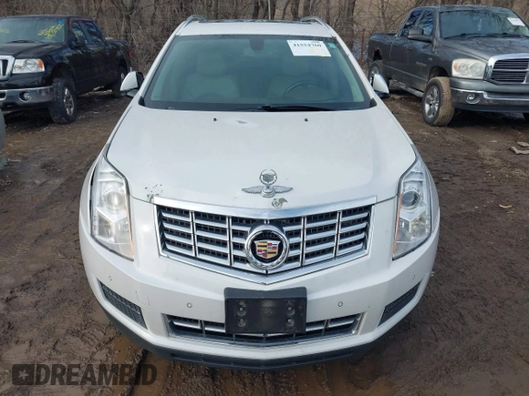 2015 Cadillac SRX Luxury Collection with VIN 3GYFNBE34FS586823, listed as a IAAI auction lot 41554760 with 176,425 mi miles and . Bid and sale history available at carsss.com. Image 17.