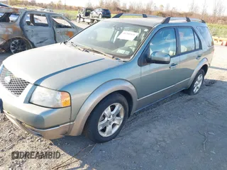 2007 Ford Freestyle SEL with VIN 1FMDK02117GA27089, listed as a IAAI auction lot 41494828 with 171,643 mi miles. Bid and sale history available at carsss.com. Image 2.