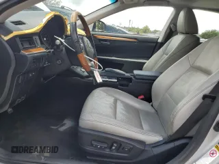 2014 Lexus ES 300h z VIN JTHBW1GG2E2039067, wystawiony jako Copart lot #60288275 z przebiegiem 104 268 mil mil oraz Czysty tytuł • Clean title. Historia ofert i sprzedaży dostępna na DreamBid. Obrazek 7.
