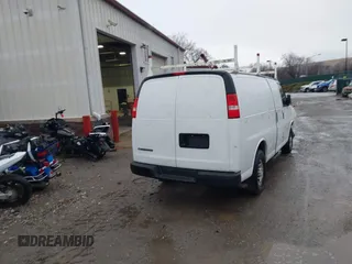 2018 Chevrolet Express Cargo with VIN 1GCWGAFG7J1178161, listed as a IAAI auction lot 41242918 with 119,323 mi miles and . Bid and sale history available at DreamBid. Image 16.