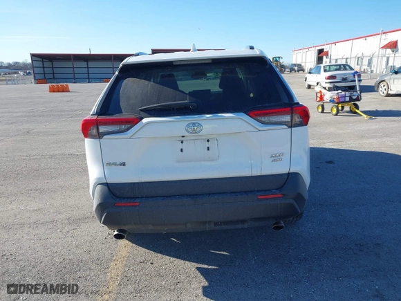 2022 Toyota RAV4 XLE with VIN 2T3P1RFVXNW250254, listed as a IAAI auction lot 41691335 with 81,331 mi miles. Bid and sale history available at carsss.com. Image 16.