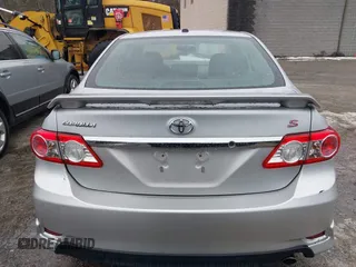 2013 Toyota Corolla L with VIN 2T1BU4EE5DC085714, listed as a IAAI auction lot 41651522 with 94,911 mi miles. Bid and sale history available at carsss.com. Image 16.