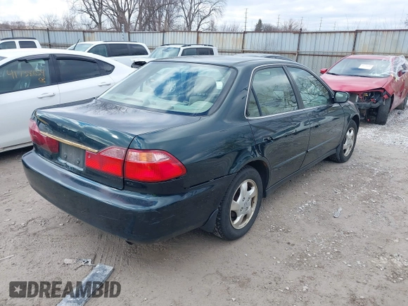 2000 Honda Accord EX z VIN JHMCG5659YC001925, wystawiony jako IAAI lot #41715654 z przebiegiem 190 605 mil mil oraz . Historia ofert i sprzedaży dostępna na DreamBid. Obrazek 4.