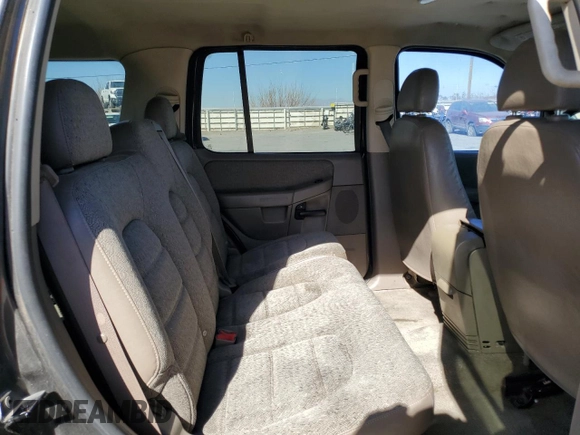 2005 Ford Explorer XLS z VIN 1FMZU62K05UA91098, wystawiony jako Copart lot #42656045 z przebiegiem 205 058 mil mil oraz Czysty tytuł • Clean title. Historia ofert i sprzedaży dostępna na DreamBid. Obrazek 11.