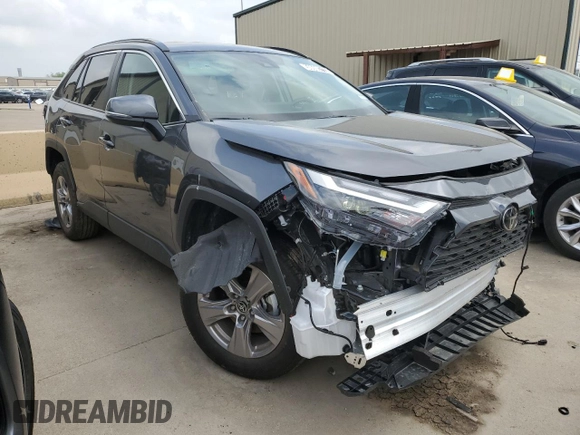 2025 Toyota RAV4 XLE with VIN 2T3W1RFV8SC311190, listed as a Copart auction lot 50600715 with 4,377 mi miles and Clean Title. Bid and sale history available at carsss.com. Image 4.