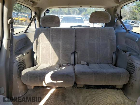 2001 Toyota Sienna LE with VIN 4T3ZF13C71U364074, listed as a Copart auction lot 46439655 with 421,623 mi miles and Salvage Title. Bid and sale history available at carsss.com. Image 10.