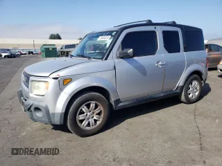 2006 Honda Element EX-P with VIN 5J6YH18756L006543, listed as a Copart auction lot 70834524 with 211,722 mi miles and Salvage Title. Bid and sale history available at carsss.com. Image 1.