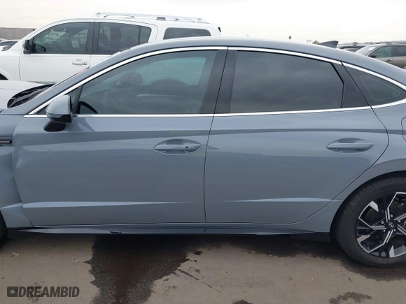 2024 Hyundai Sonata SEL with VIN KMHL64JA7RA389667, listed as a IAAI auction lot 41909020 with 10,819 mi miles. Bid and sale history available at carsss.com. Image 14.