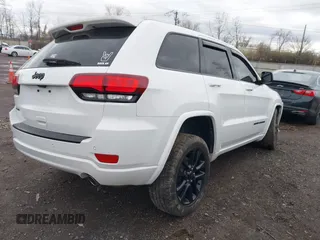2018 Jeep Grand Cherokee Altitude with VIN 1C4RJFAG2JC284301, listed as a IAAI auction lot 41832657 with 97,160 mi miles and . Bid and sale history available at DreamBid. Image 4.