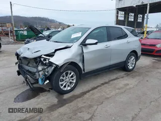 2018 Chevrolet Equinox LT z VIN 2GNAXSEV9J6212976, wystawiony jako IAAI lot #41643246 z przebiegiem 120 814 mil mil oraz . Historia ofert i sprzedaży dostępna na DreamBid. Obrazek 17.