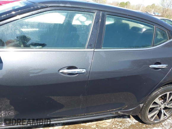 2016 Nissan Maxima SR with VIN 1N4AA6AP4GC419032, listed as a IAAI auction lot 41887138 with 164,208 mi miles and . Bid and sale history available at DreamBid. Image 15.