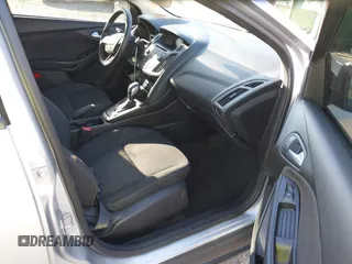 2016 Ford Focus SE with VIN 1FADP3F27GL390830, listed as a IAAI auction lot 41665012 with 119,673 mi miles. Bid and sale history available at carsss.com. Image 5.