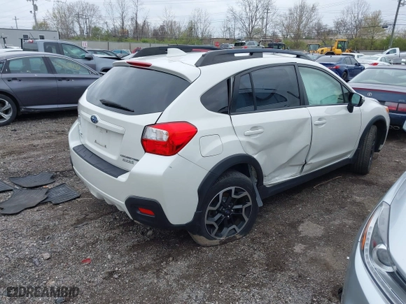 2017 Subaru Crosstrek Limited with VIN JF2GPANC3HH241763, listed as a IAAI auction lot 41957040 with 58,516 mi miles. Bid and sale history available at carsss.com. Image 4.
