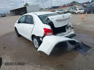 2010 Toyota Yaris with VIN JTDBT4K3XA1376716, listed as a IAAI auction lot 40864128 with 197,283 mi miles. Bid and sale history available at carsss.com. Image 3.