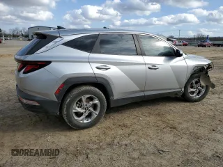 2022 Hyundai Tucson SE with VIN 5NMJA3AE5NH003805, listed as a Copart auction lot 42824585 with 61,765 mi miles and Salvage Title. Bid and sale history available at carsss.com. Image 3.